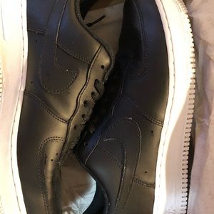 Nike Air Force 1 Black and White